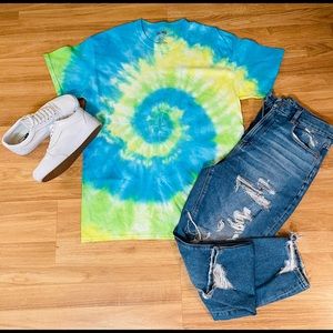 Spiral tie dye shirt!
